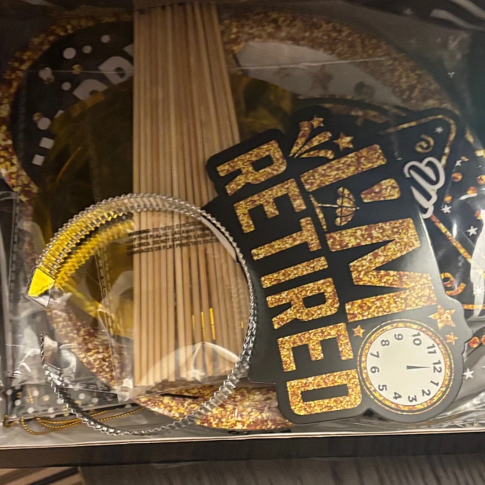 Happy Retirement Party Decoration Set - Black and Gold